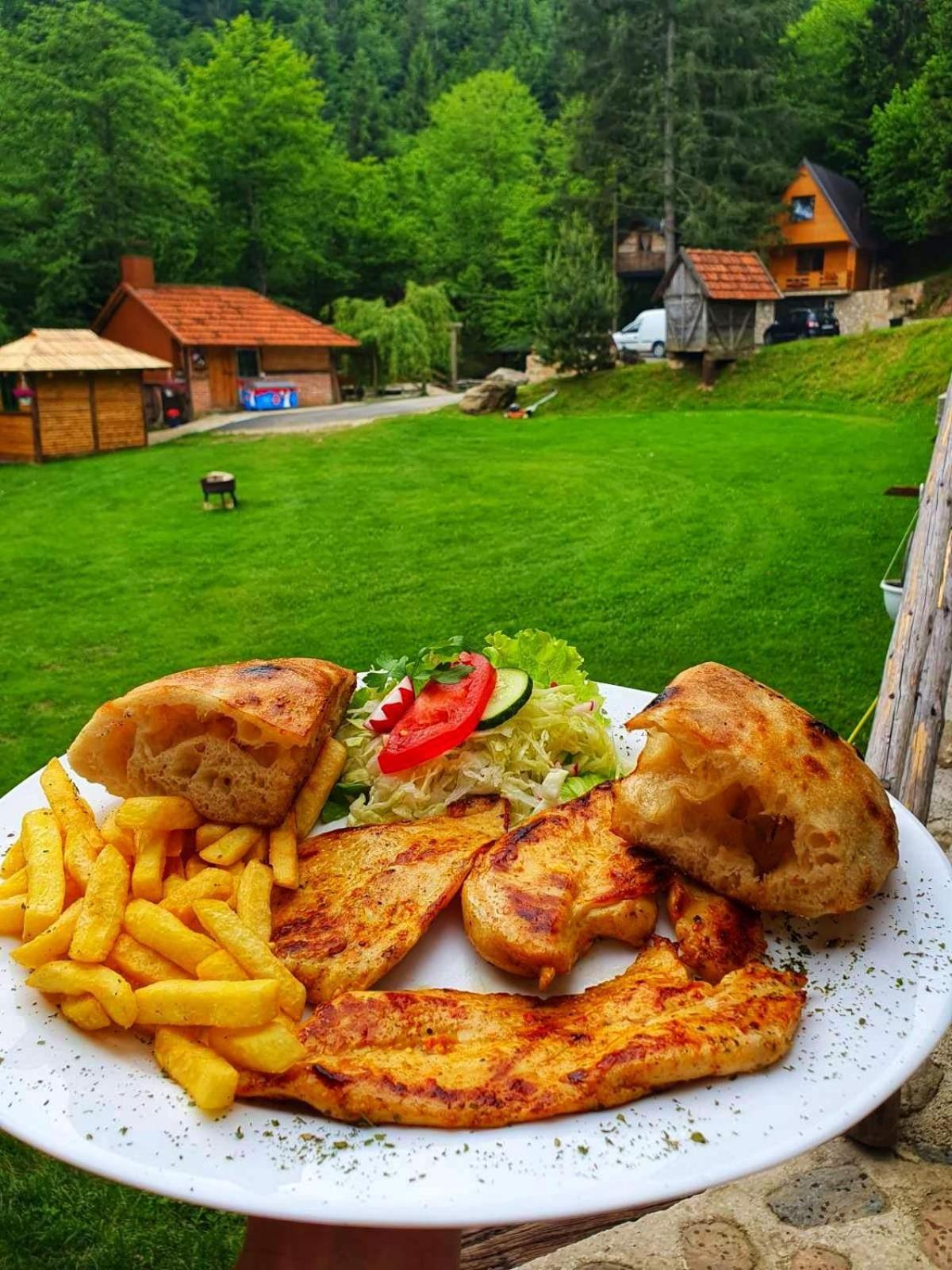 维特兹Etno Selo Bistrovo公寓 外观 照片